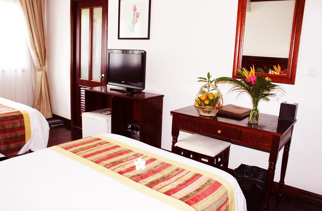 Paradise Angkor Villa Hotel Siem Reap Exterior photo