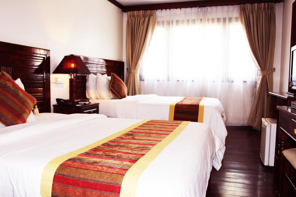 Paradise Angkor Villa Hotel Siem Reap Exterior photo