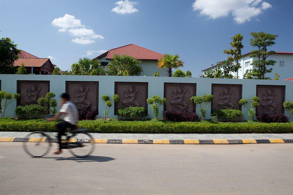 Paradise Angkor Villa Hotel Siem Reap Exterior photo